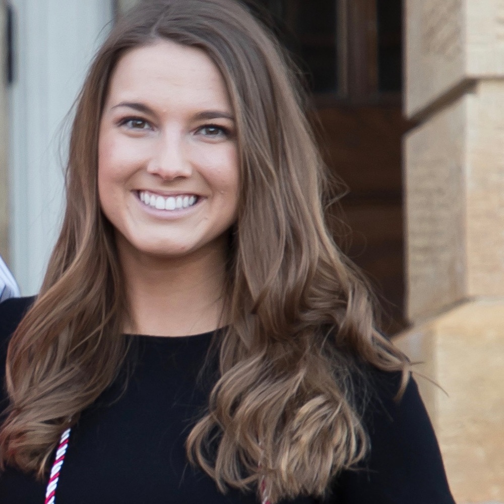 Meet your Posher, Emily